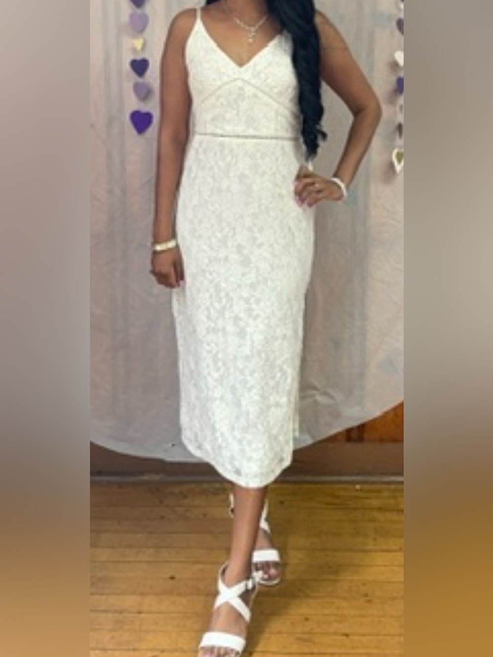 Elegant White Lace V-Neck Midi Dress